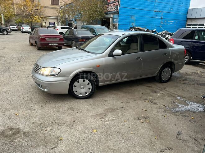 Nissan Sunny 2004, 230,000 km - 1.3 l - Bakı