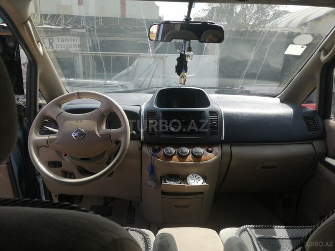Nissan Serena 2002, 210,000 km - 2.0 l - Bakı