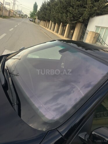 BMW 528 1999, 393,000 km - 2.8 l - Bakı