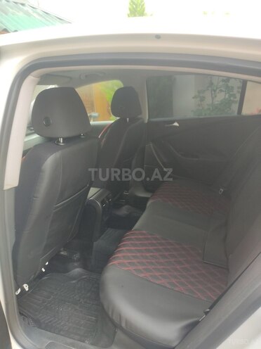Volkswagen Passat 2008, 242,000 km - 2.0 l - Bakı
