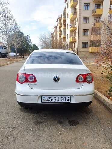 Volkswagen Passat 2008, 242,000 km - 2.0 l - Bakı