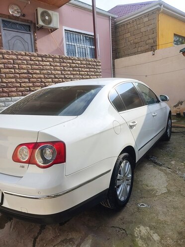 Volkswagen Passat 2008, 242,000 km - 2.0 l - Bakı
