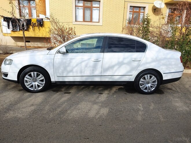 Volkswagen Passat 2008, 242,000 km - 2.0 l - Bakı
