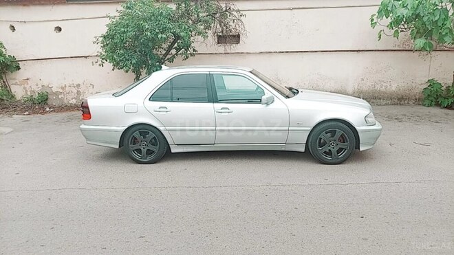 Mercedes C 180 1998, 256,000 km - 1.8 l - Bakı