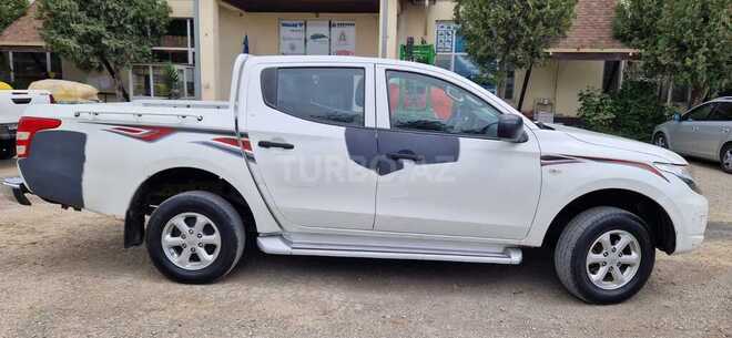 Mitsubishi L200 2016, 412,700 km - 2.5 l - Bakı