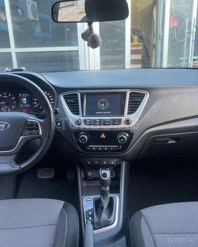 Hyundai Accent 2019, 100,000 km - 1.6 l - Bakı