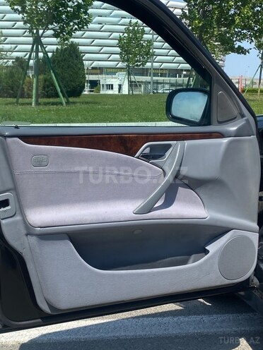 Mercedes E 220 2000, 407,252 km - 2.2 л - Bakı
