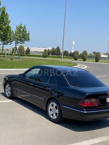 Mercedes E 220 2000, 407,252 km - 2.2 л - Bakı