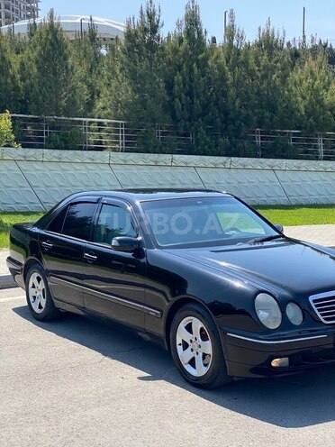 Mercedes E 220 2000, 407,252 km - 2.2 л - Bakı