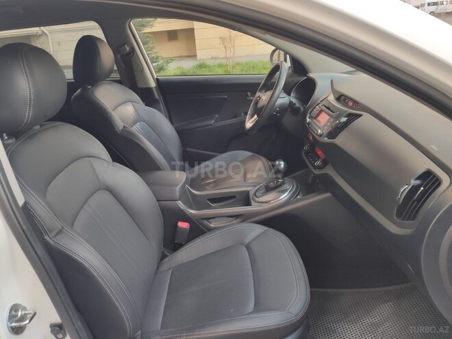 Kia Sportage 2011, 179,000 km - 2.0 l - Bakı