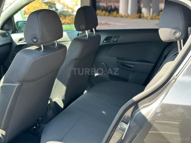 Opel Astra 2010, 160,000 km - 1.3 l - Bakı
