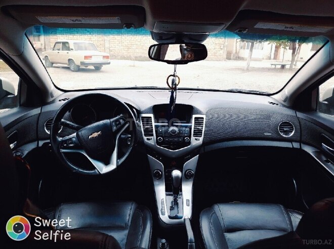 Chevrolet Cruze 2011, 328,000 km - 1.4 l - Gəncə