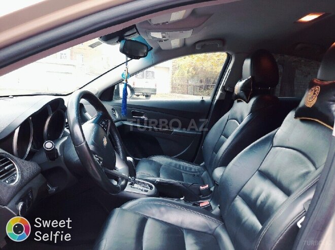 Chevrolet Cruze 2011, 328,000 km - 1.4 l - Gəncə