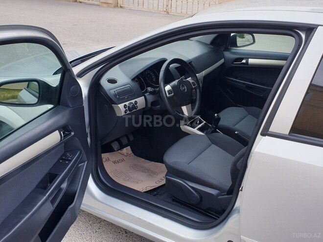 Opel Astra 2007, 91,000 km - 1.4 l - Bakı