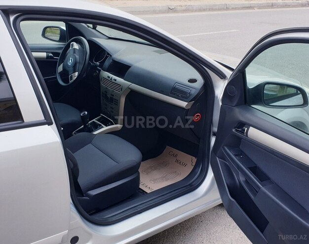 Opel Astra 2007, 91,000 km - 1.4 l - Bakı