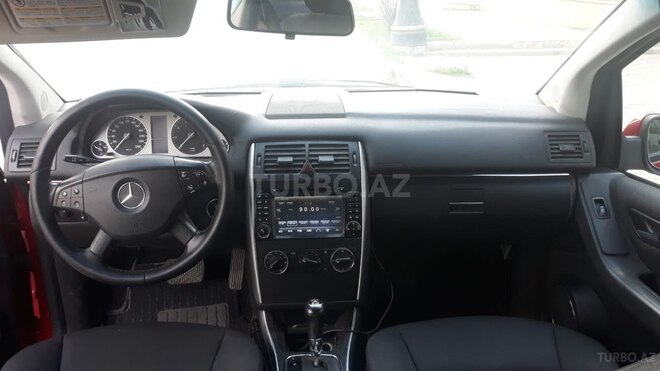 Mercedes B 180 2010, 166,000 km - 1.7 l - Bakı