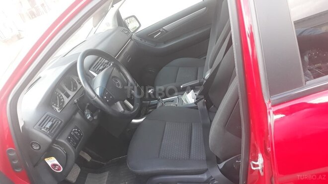 Mercedes B 180 2010, 166,000 km - 1.7 l - Bakı