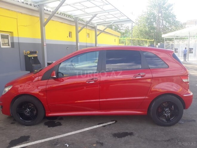 Mercedes B 180 2010, 166,000 km - 1.7 l - Bakı