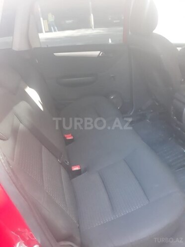 Mercedes B 180 2010, 166,000 km - 1.7 l - Bakı
