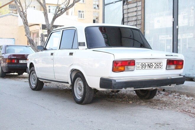 LADA (VAZ) 2107 1985, 250,000 km - 1.6 л - Bakı