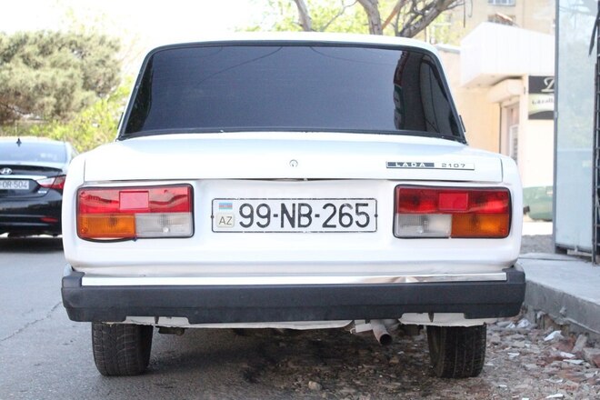 LADA (VAZ) 2107 1985, 250,000 km - 1.6 л - Bakı