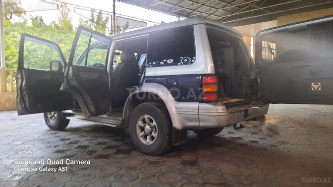 Mitsubishi Pajero 1996, 350,000 km - 2.8 л - Bakı