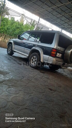 Mitsubishi Pajero 1996, 350,000 km - 2.8 л - Bakı