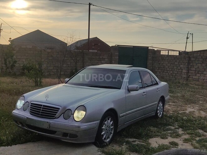 Mercedes E 270 2000, 400,000 km - 2.7 l - Bakı
