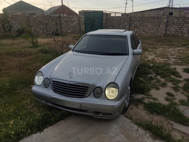 Mercedes E 270 2000, 400,000 km - 2.7 l - Bakı