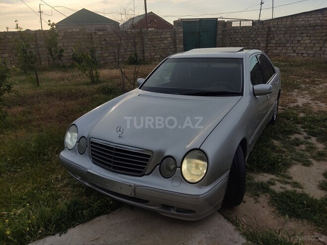 Mercedes E 270 2000, 400,000 km - 2.7 l - Bakı