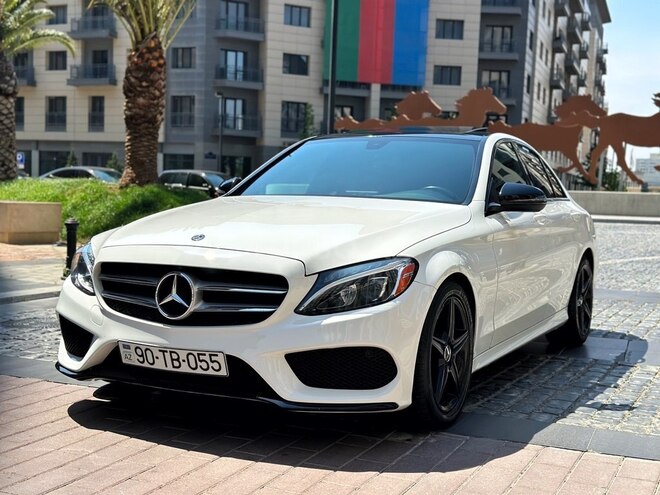 Mercedes C 300 2017, 128,999 km - 2.0 l - Bakı