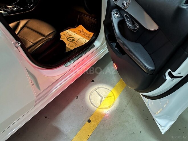 Mercedes C 300 2017, 128,999 km - 2.0 l - Bakı