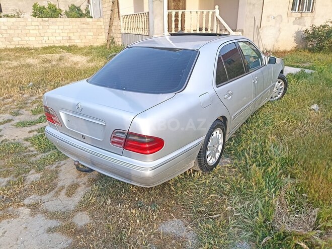 Mercedes E 270 2000, 400,000 km - 2.7 l - Bakı