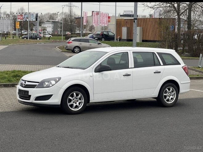 Opel Astra 2010, 172,075 km - 1.3 l - Bakı