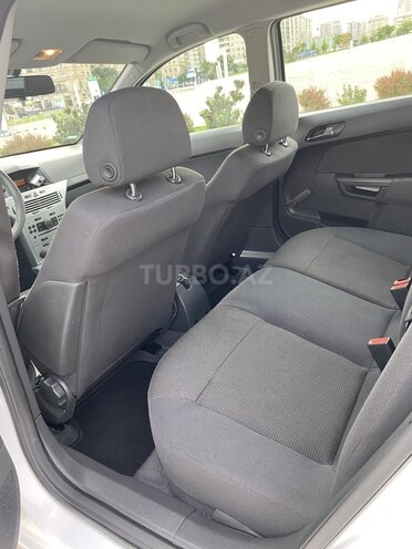 Opel Astra 2010, 172,075 km - 1.3 l - Bakı