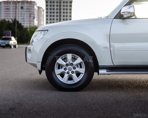 Mitsubishi Pajero 2009, 157,000 km - 3.5 l - Bakı