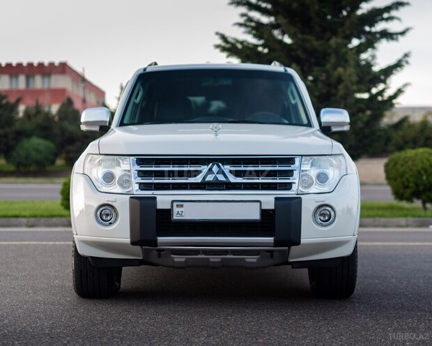 Mitsubishi Pajero 2009, 157,000 km - 3.5 l - Bakı