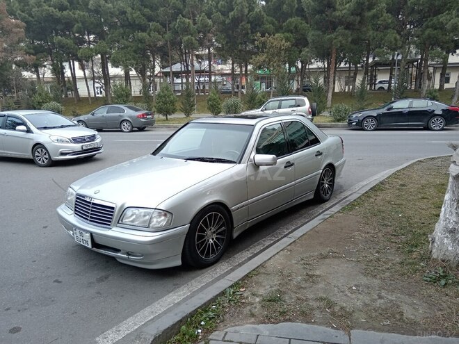 Mercedes C 230 2000, 270,000 km - 2.3 l - Bakı