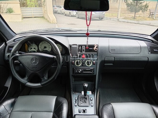 Mercedes C 230 2000, 270,000 km - 2.3 l - Bakı