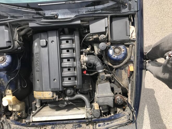 BMW 520 1992, 444,345 km - 2.0 l - Bakı