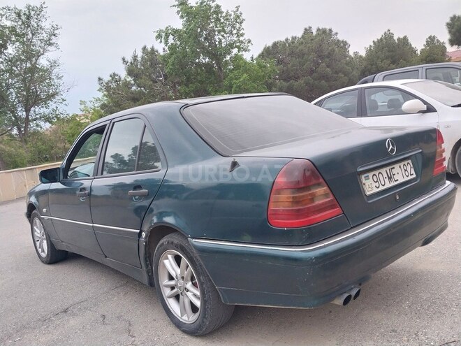Mercedes C 250 1995, 456,000 km - 2.5 l - Bakı