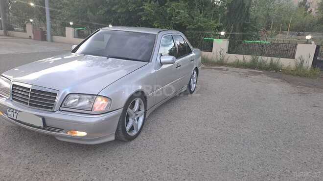 Mercedes C 240 1999, 358,738 km - 2.4 л - Sabirabad