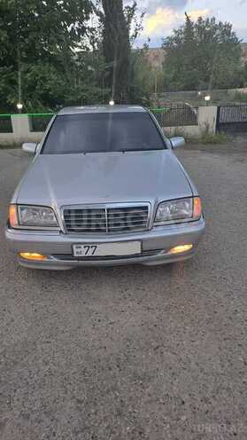 Mercedes C 240 1999, 358,738 km - 2.4 л - Sabirabad