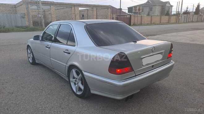 Mercedes C 240 1999, 358,738 km - 2.4 л - Sabirabad