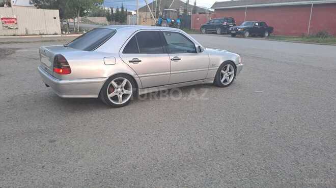 Mercedes C 240 1999, 358,738 km - 2.4 л - Sabirabad