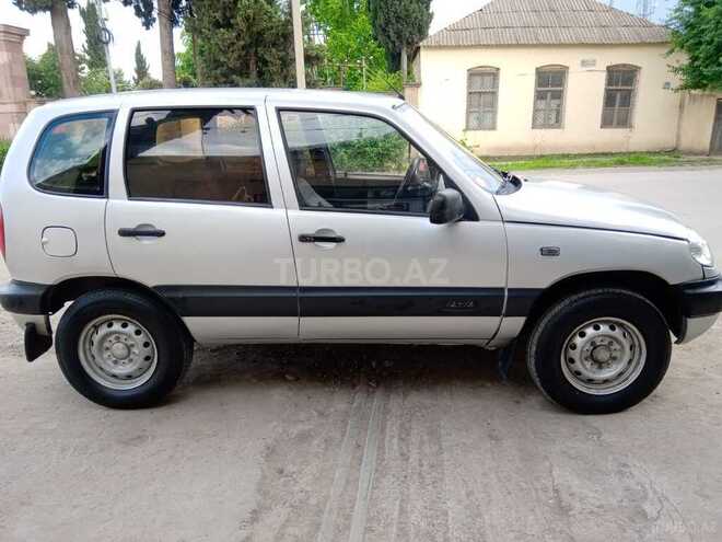 Chevrolet Niva 2004, 270,000 km - 1.7 l - Gəncə