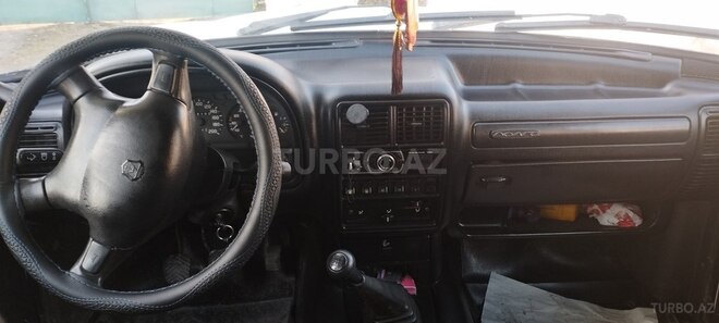 GAZ 3110 2000, 205,000 km - 2.4 l - Qəbələ