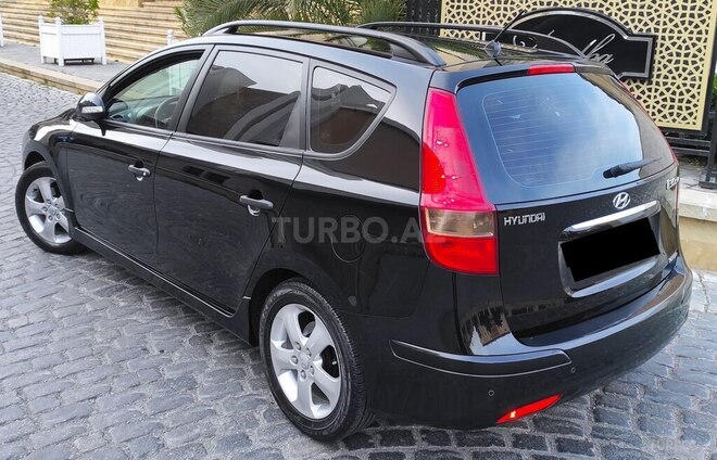 Hyundai i30 2011, 203,000 km - 1.6 л - Bakı