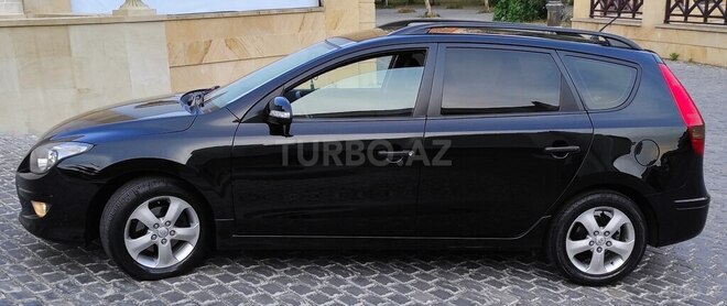 Hyundai i30 2011, 203,000 km - 1.6 л - Bakı