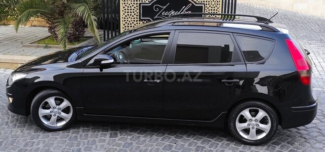 Hyundai i30 2011, 203,000 km - 1.6 л - Bakı